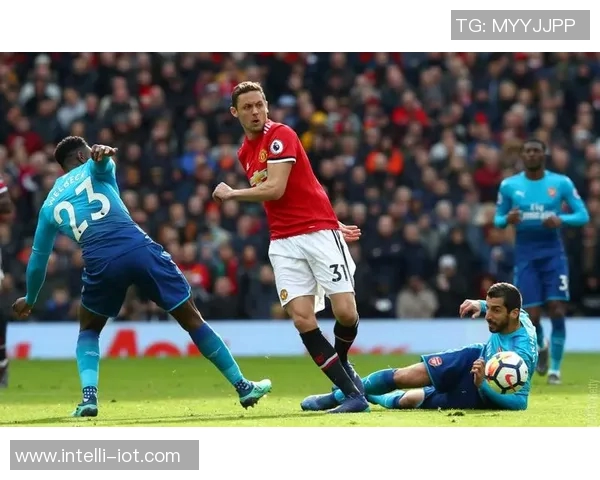 约维尔对曼联精彩比赛录像回顾及精彩瞬间分析